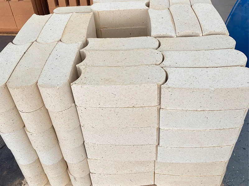 Well Stocked Curved Bricks